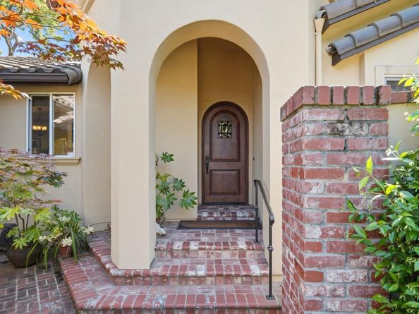 17660 Vineland Avenue, Monte Sereno CA 95030