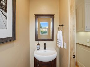 17660 Vineland Avenue, Monte Sereno CA 95030