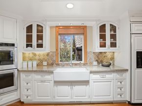 17660 Vineland Avenue, Monte Sereno CA 95030