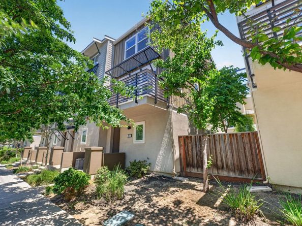 796 N 10th Street 1, San Jose CA 95112