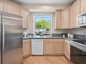 902 Sunrose 104, Sunnyvale CA 94086