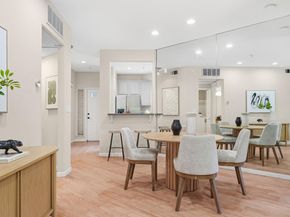 902 Sunrose 104, Sunnyvale CA 94086