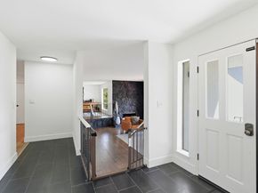 4206 Huntington Street, Oakland CA 94619