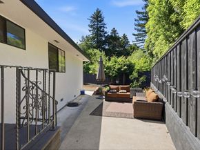 4206 Huntington Street, Oakland CA 94619