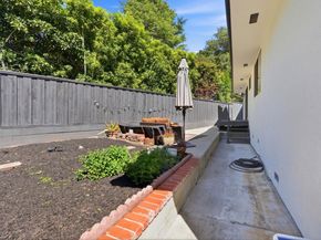 4206 Huntington Street, Oakland CA 94619