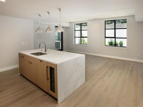450 FIRST Street 109, Los Altos CA 94022
