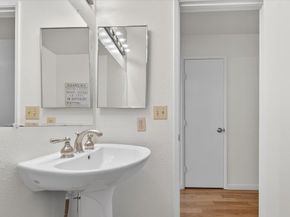 1549 Camden Village Circle, San Jose CA 95124