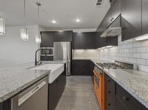 2737 5th Street, Alameda CA 94501