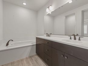 2737 5th Street, Alameda CA 94501