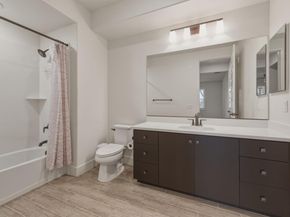 2737 5th Street, Alameda CA 94501