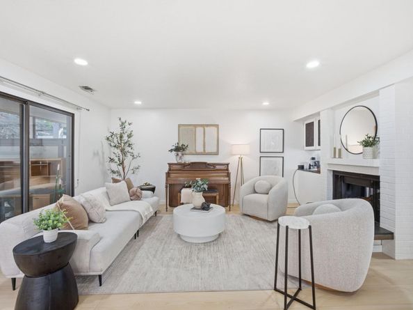 2411 Carlmont Drive 110, Belmont CA 94002