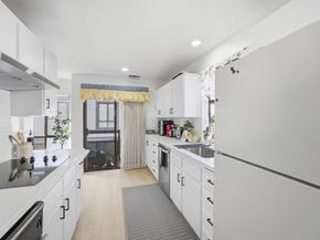 2411 Carlmont Drive 110, Belmont CA 94002