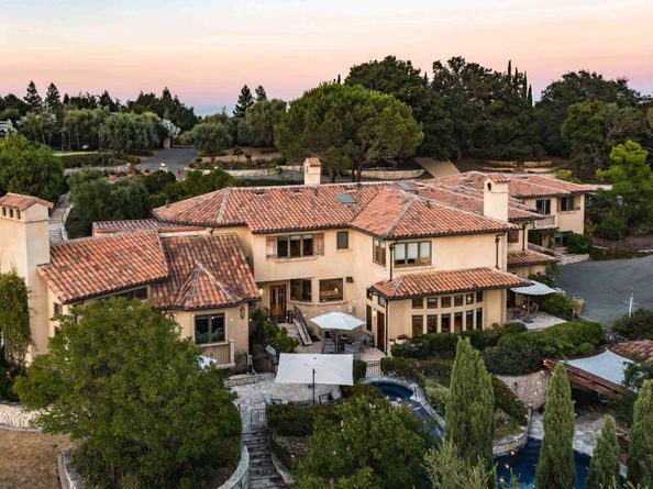 28500 Matadero Creek Lane, Los Altos Hills CA 94022
