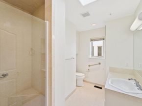 940 W Cliff Drive, Santa Cruz CA 95060
