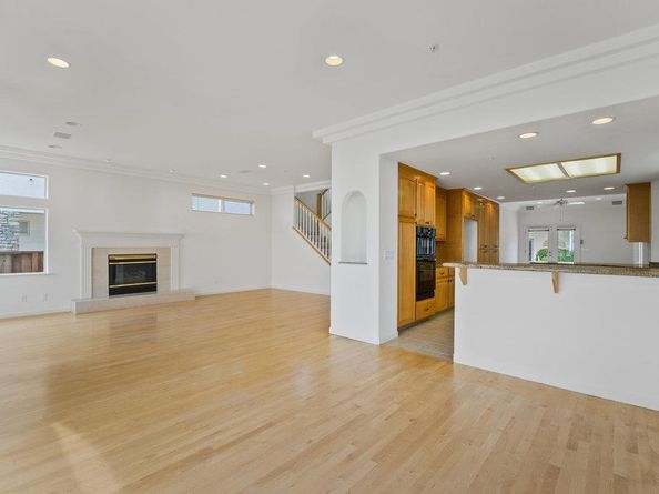 940 W Cliff Drive, Santa Cruz CA 95060