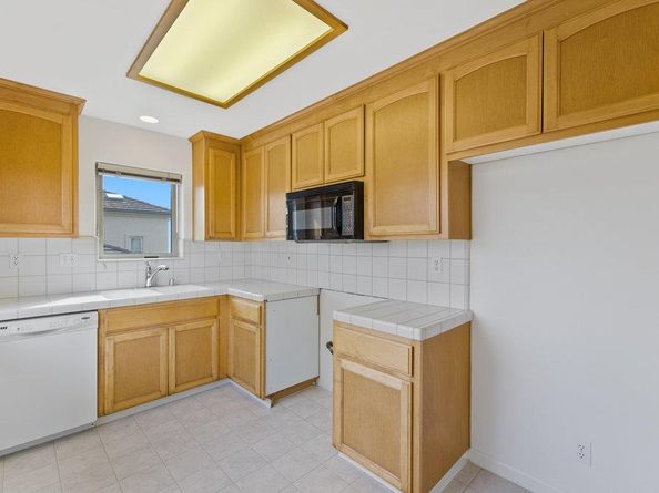 940 W Cliff Drive, Santa Cruz CA 95060