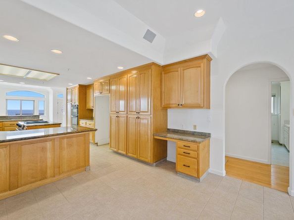 940 W Cliff Drive, Santa Cruz CA 95060