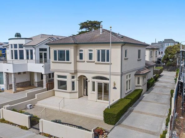 940 W Cliff Drive, Santa Cruz CA 95060