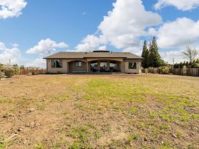 475 E Middle Avenue, San Martin CA 95046