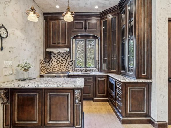 15253 Montalvo Road, Saratoga CA 95070