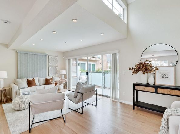 363 N Rengstorff Avenue 4, Mountain View CA 94043