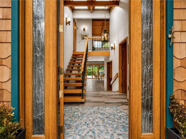 315 Mccormick Avenue, Capitola CA 95010
