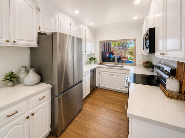 22963 Longdown Road, Cupertino CA 95014