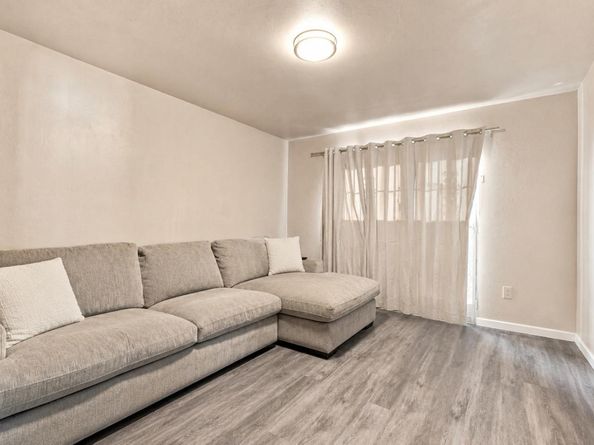 Custer, Oakland CA 94601