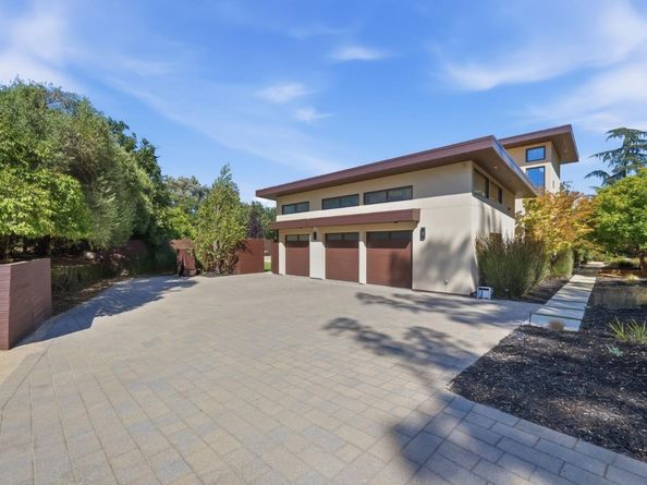 12271 Hilltop Drive, Los Altos Hills CA 94024