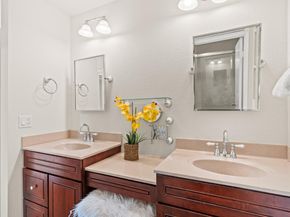 905 Apricot Avenue G, Campbell CA 95008