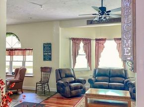 198 S. Royalston Rd, Athol MA 01331