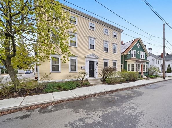 74 Lime St 4, Newburyport MA 01950