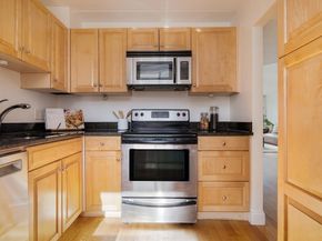 345 Harvard St 1D, Cambridge MA 02138