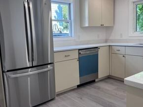 721 Blossom St, Fitchburg MA 01420