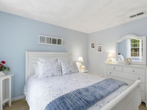 65 Locust St, Middleton MA 01949