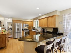 65 Locust St, Middleton MA 01949