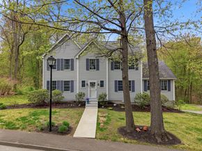 65 Locust St, Middleton MA 01949