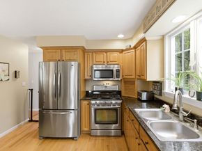 65 Locust St, Middleton MA 01949