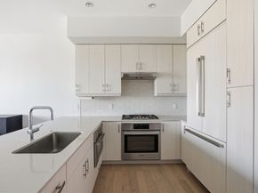 10 Shipyard Dr 303, Hingham MA 02043