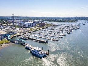 10 Shipyard Dr 303, Hingham MA 02043