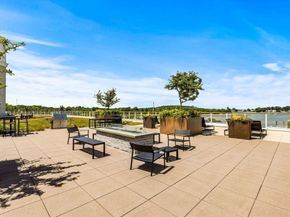 10 Shipyard Dr 303, Hingham MA 02043