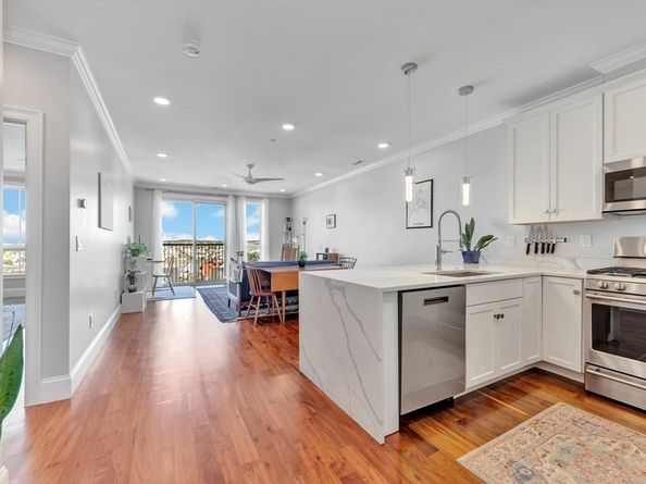 87 Medford Street 407, Medford MA 02145