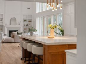 82 Deer Path Ln, Weston MA 02493