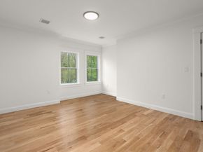 82 Deer Path Ln, Weston MA 02493