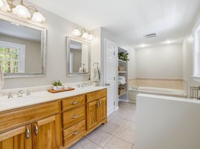 43 Carriage Hill Road, Northborough MA 01532