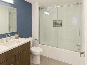 98 Prescott St 3b, Boston MA 02128