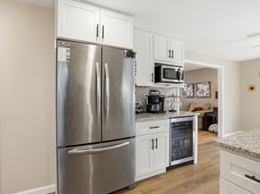 18 Trifiro Rd, Billerica MA 01821