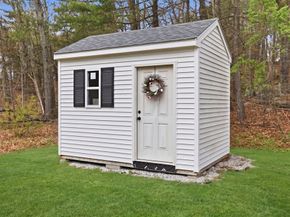 18 Trifiro Rd, Billerica MA 01821