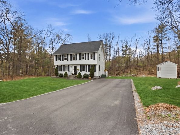 18 Trifiro Rd, Billerica MA 01821