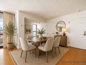 566 Commonwealth 801, Boston MA 02215